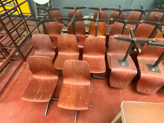 Lot theaterstoelen - afbeelding 3 van  3