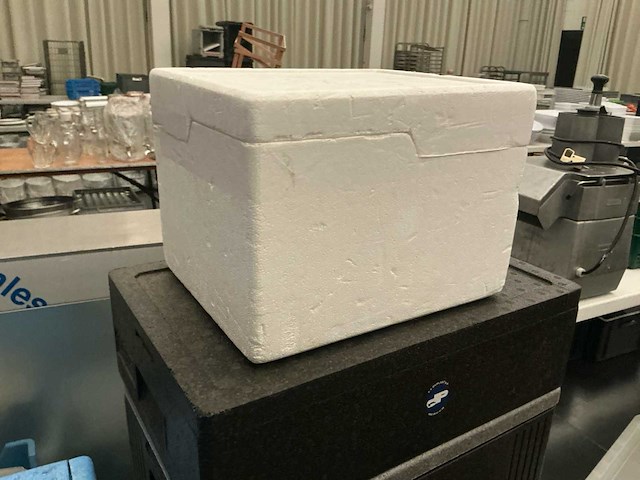 Lot thermoboxen - afbeelding 4 van  5