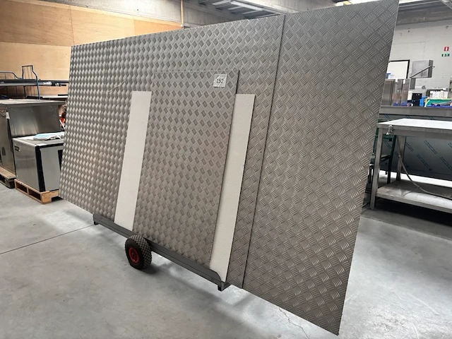 Lot traanplaten incl kar - afbeelding 1 van  4