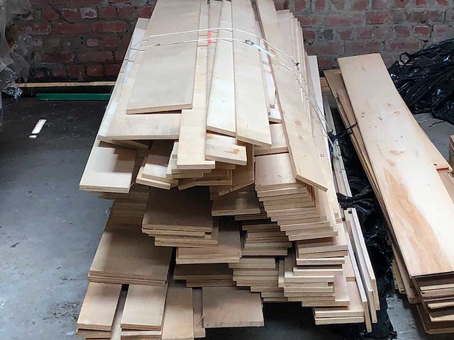 Lot triplex hout - afbeelding 1 van  1
