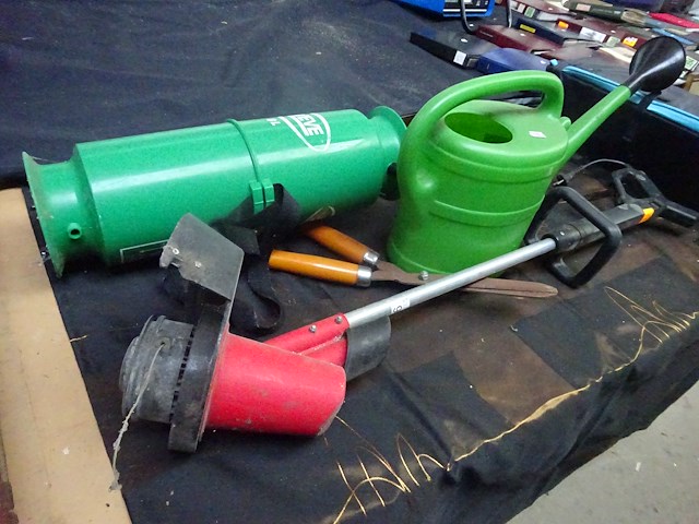 Lot tuingerief 4x - afbeelding 1 van  3