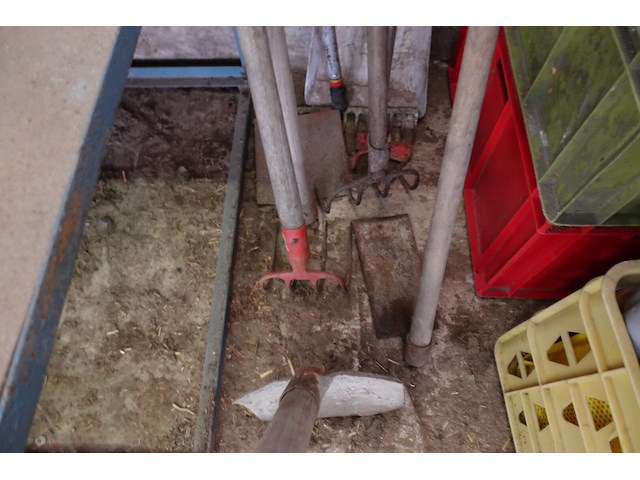 Lot tuinmateriaal - afbeelding 2 van  3