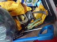Lot tuinmateriaal - afbeelding 1 van  1