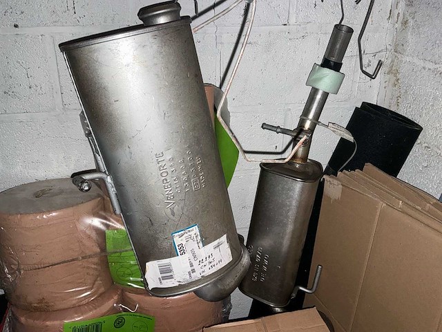 Lot uitlaat onderdelen - afbeelding 11 van  13