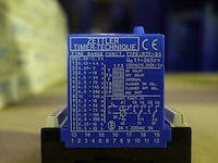 Lot uni-timer + diversen - afbeelding 9 van  14