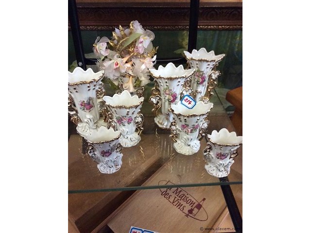 Lot vaasjes - afbeelding 1 van  2