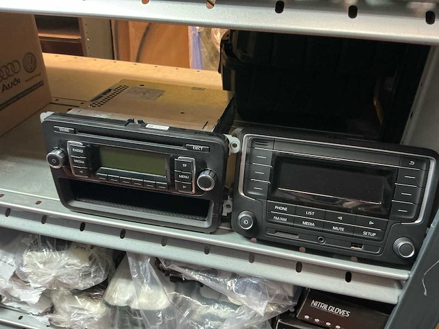 Lot vag autoradio’s (25x) - afbeelding 1 van  12