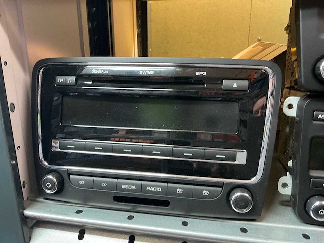 Lot vag autoradio’s (25x) - afbeelding 8 van  12