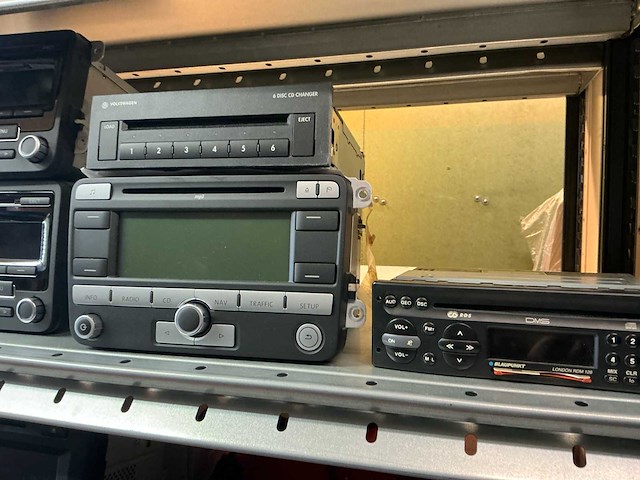Lot vag autoradio’s (25x) - afbeelding 11 van  12