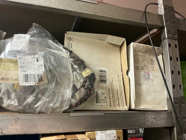 Lot vag volkswagen onderdelen - afbeelding 2 van  10