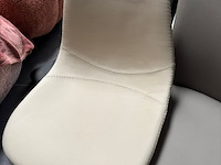 Lot van +/- 700 zittingen - afbeelding 3 van  5