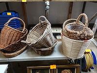 Lot van 12 manden - afbeelding 1 van  4