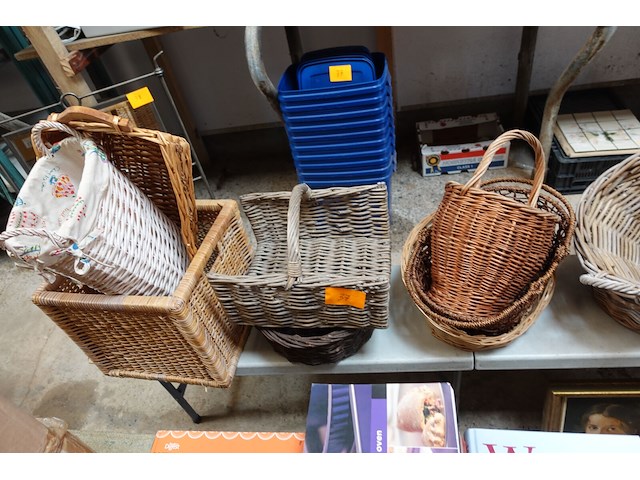 Lot van 12 manden - afbeelding 3 van  4