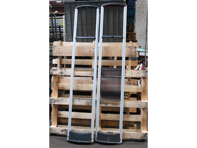 Lot van 14 diefstalpoortjes - afbeelding 1 van  1