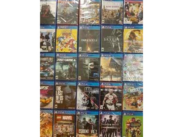 Lot van 15 ongebruikte en sealed videogames - afbeelding 1 van  1