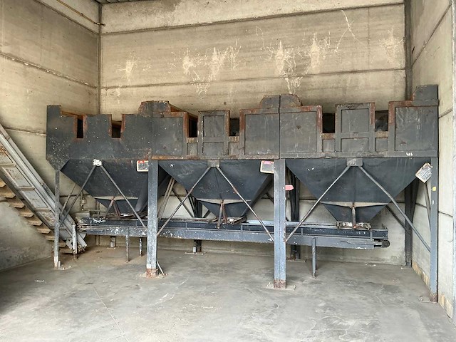 Lot van 16 gesloten houten en verdeel bakken - opslagcontainer - afbeelding 3 van  18