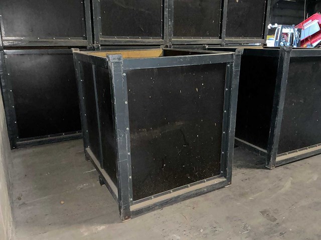 Lot van 16 gesloten houten en verdeel bakken - opslagcontainer - afbeelding 14 van  18