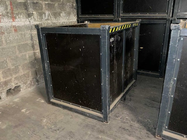 Lot van 16 gesloten houten en verdeel bakken - opslagcontainer - afbeelding 16 van  18