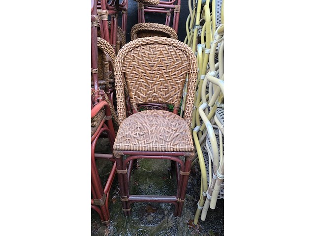 Lot van 17 stevige rieten barkrukken - afbeelding 1 van  3