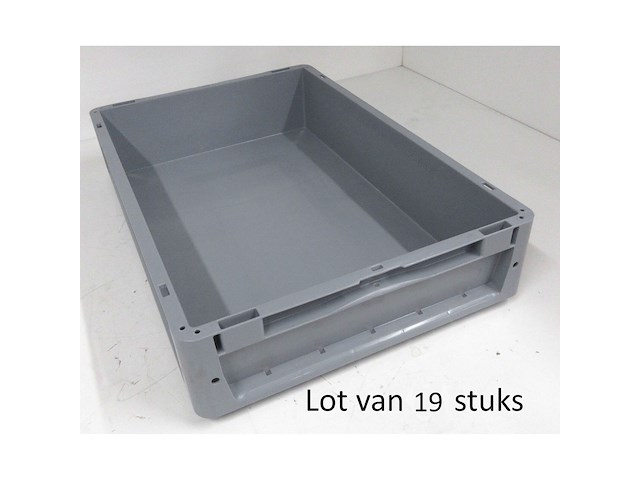 Lot van 19 euronorm stapelbakken ne 6412 - afbeelding 1 van  1