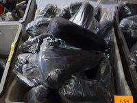 Lot van 19 zadels met vering - afbeelding 1 van  1