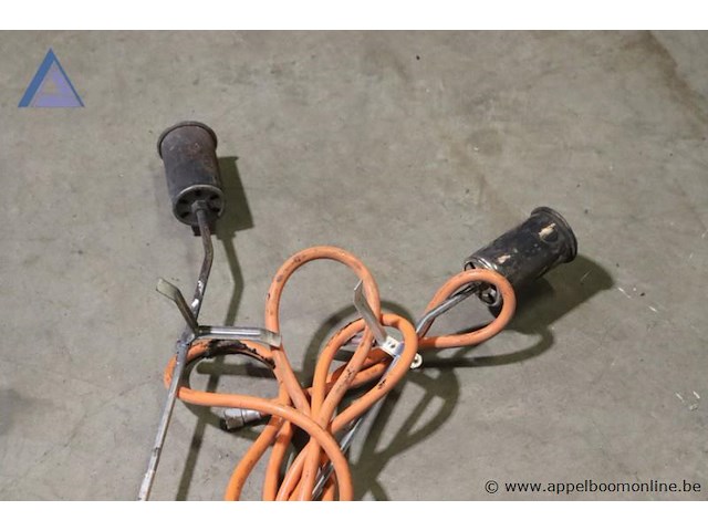 Lot van 2 branders met gasleidingen - afbeelding 3 van  3