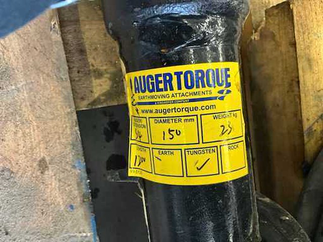 Lot van 2 grondboren en 1 boormotor augertorque - afbeelding 6 van  8