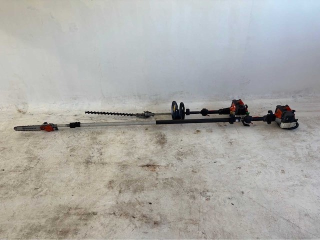 Lot van 2 husqvarna benzine snoeimachines – hoogsnoeier & stokheggenschaar – werkend - afbeelding 3 van  8