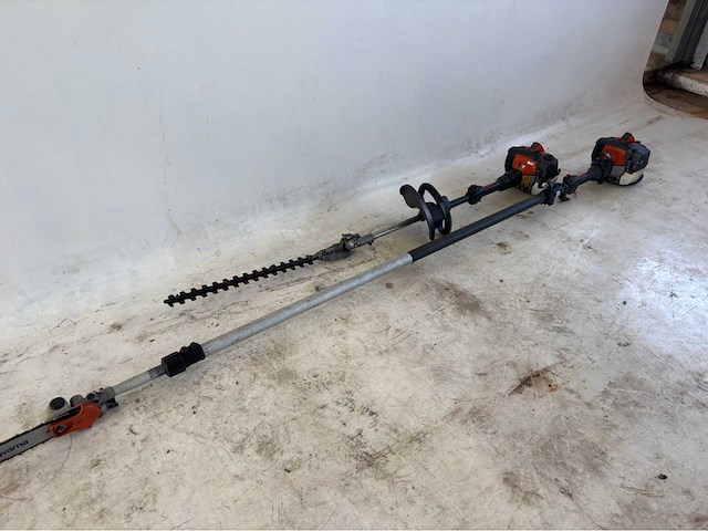 Lot van 2 husqvarna benzine snoeimachines – hoogsnoeier & stokheggenschaar – werkend - afbeelding 5 van  8