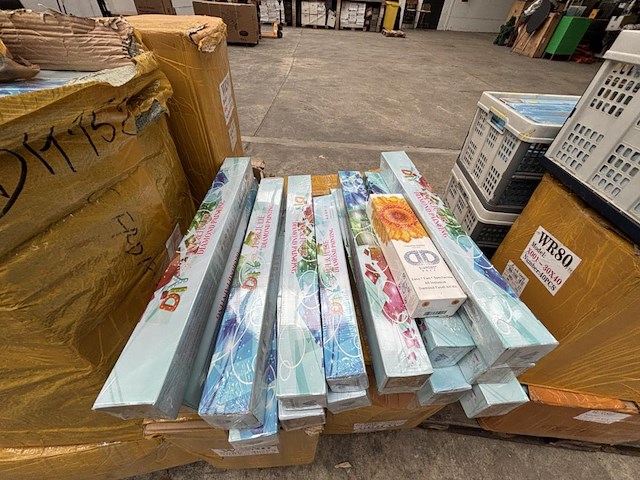 Lot van 2 pallets diverse painting diamonds - afbeelding 3 van  5