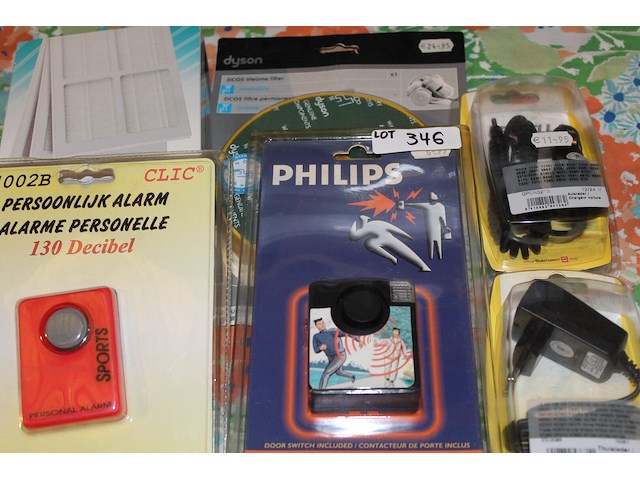 Lot van 2 persoonlijke alarms + accessoires - afbeelding 1 van  3