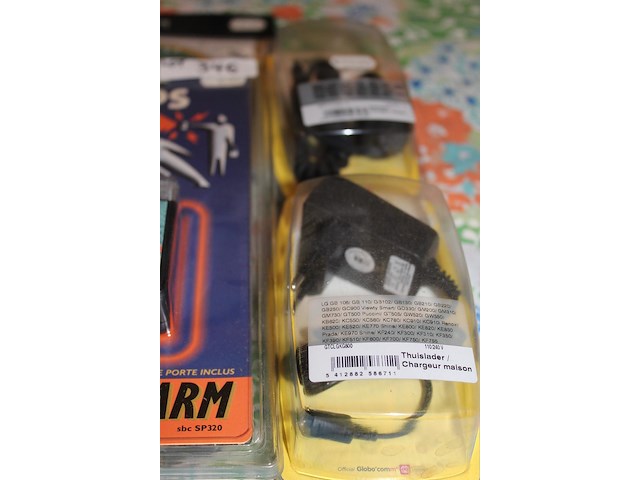 Lot van 2 persoonlijke alarms + accessoires - afbeelding 3 van  3