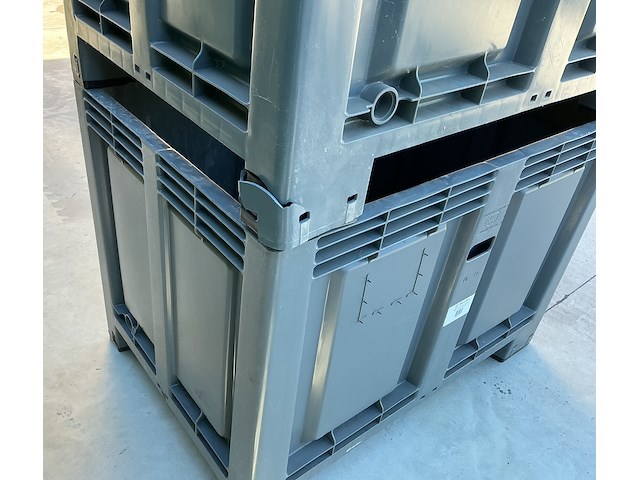 Lot van 2 stapelbare palletkist euro - cargopallet 600 plus martini alfredo 550l - afbeelding 2 van  7