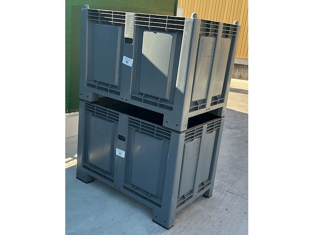 Lot van 2 stapelbare palletkist euro - cargopallet 600 plus martini alfredo 550l - afbeelding 2 van  5