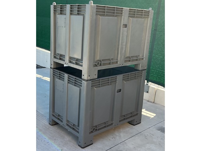 Lot van 2 stapelbare palletkist euro - cargopallet 600 plus martini alfredo 550l - afbeelding 1 van  5