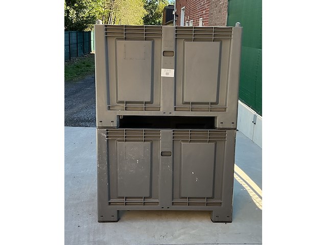 Lot van 2 stapelbare palletkist euro - cargopallet 600 plus martini alfredo 550l - afbeelding 4 van  5