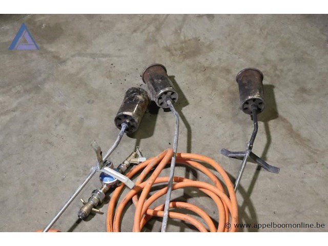 Lot van 3 branders met gasleidingen - afbeelding 3 van  3