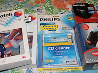 Lot van 3 cd cleaners + 2 handsfree kits - afbeelding 1 van  2