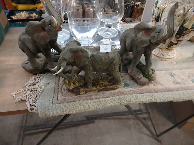 Lot van 3 decoratieve olifanten - afbeelding 1 van  2