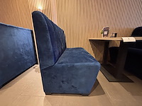 Lot van 3 dubbele bistrotafels en 6 designbanken - afbeelding 6 van  7