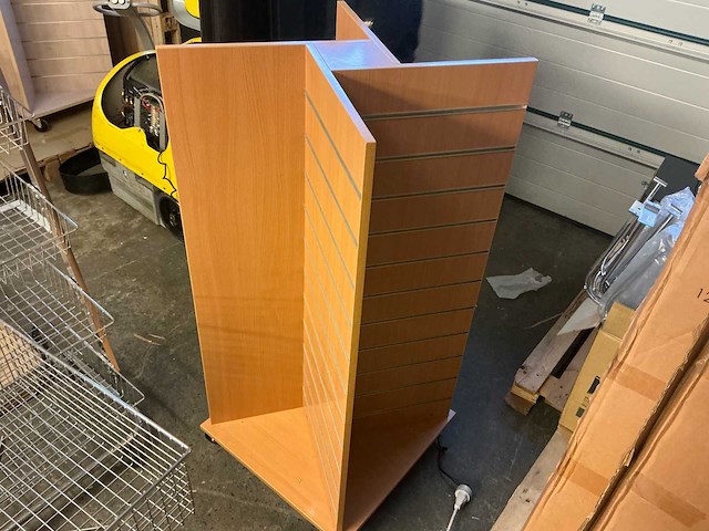 Lot van 3 presenteer kasten winkel meubilair - afbeelding 4 van  8