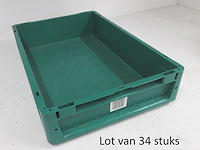 Lot van 34 euronorm stapelbakken ne 6412