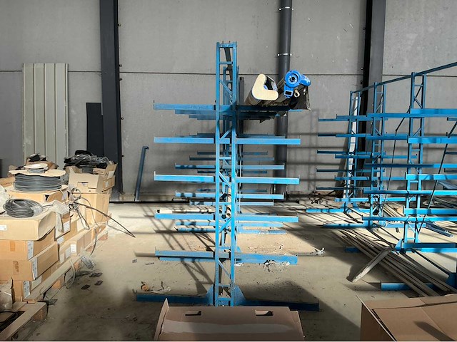 Lot van 3x vrijdragende rekken magazijnstelling - afbeelding 2 van  8