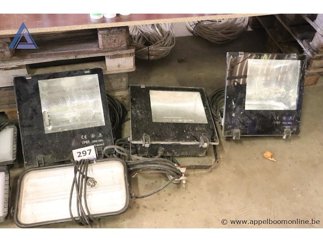 Lot van 4 bouwlampen - afbeelding 1 van  1