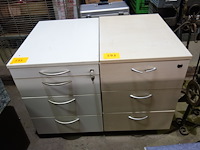 Lot van 4 ladenkasten - afbeelding 1 van  2