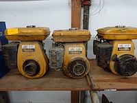 Lot van 4 motoren robin (verschillende types) na te zien !