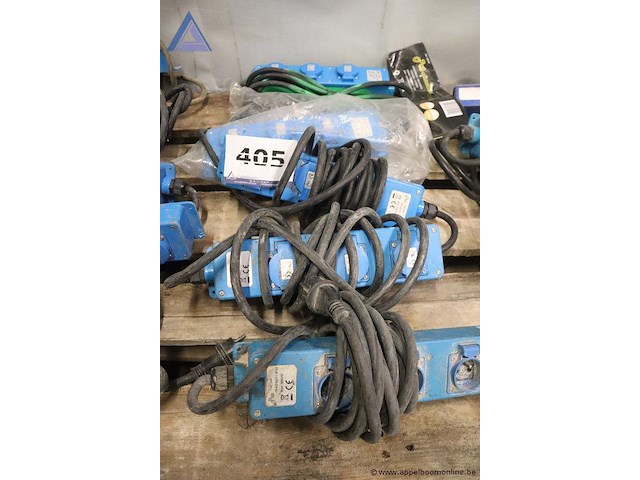 Lot van 4stekkerdozen - afbeelding 1 van  1