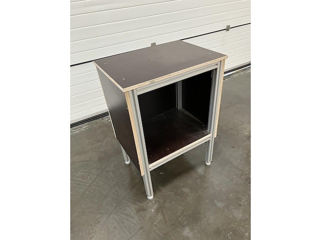 Lot van 5 werktafels - afbeelding 2 van  3