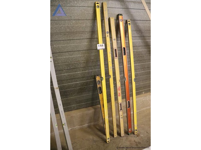 Lot van 6 waterpassen - diverse maten - afbeelding 1 van  2