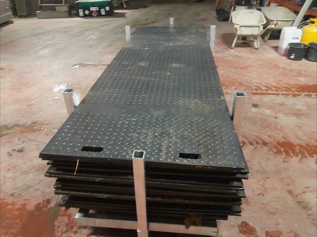 Lot van 60 rijplaten voor zware voertuigen - afbeelding 2 van  3